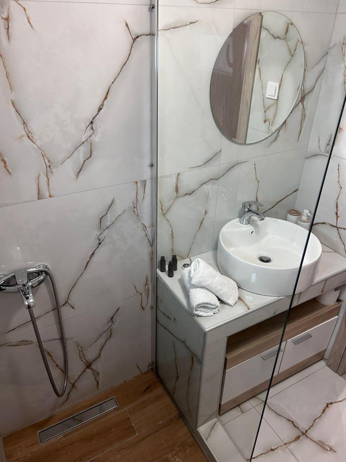 Amaya Pine Rooms Керамоти Екстериор снимка