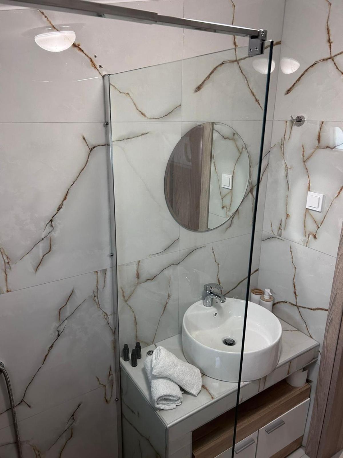 Amaya Pine Rooms Керамоти Екстериор снимка