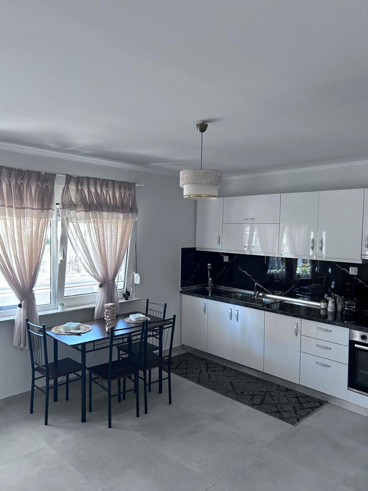 Amaya Pine Rooms Керамоти Екстериор снимка